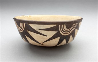 Bowl with Half-Circle with Projections Motifs Descending from Rim, 180 B.C./A.D. 500. Creator: Unknown.