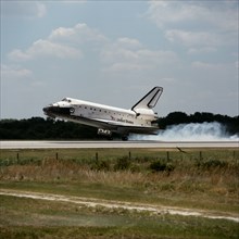 STS-91 landing, Florida, USA, June 12, 1998. Creator: NASA.
