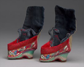 Children's Shoes, China, Qing dynasty(1644-1911), late 18th/ early 19th century. Creator: Unknown.