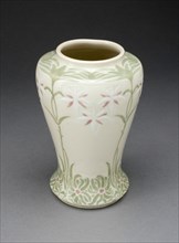 Vase, France, c. 1900/02.