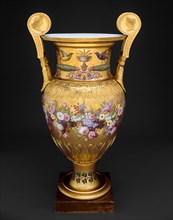 Londonderry Vase, Sèvres, 1813.