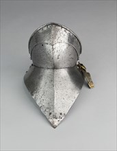 Bevor ("Falling Buff") and Gorget Plate, Europe, c. 1490.