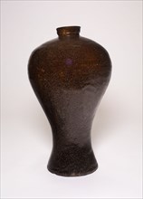 Bottle-Shaped Vase, Korea, Goryeo dynasty (918-1392). Creator: Unknown.