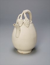 Melon-Shaped Ewer with Triple-Strand Handle and Floral Tendrils, Liao dynasty (907-1124), 11th century.