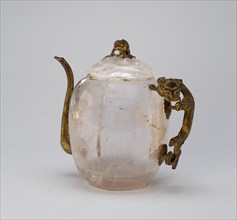 Covered Ewer with Lizard-Shaped Handle, Qing dynasty (1644-1911), 18th century.