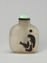 Snuff Bottle with Two Hawks on Rockwork, Qing dynasty (1644-1911), 1800-1900.