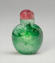 Spade-Shaped Snuff Bottle, Qing dynasty (1644-1911), 1800-1900.