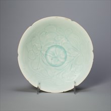 Foliate Bowl with Stylized Peony Spray, Northern Song dynasty (960-1127), 12th century.