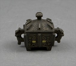 Miniature Vessel, Ming dynasty (1368-1644) or Qing dynasty (1644-1911).