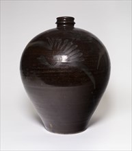 Ovoid Vase with Floral Sprays, Song dynasty (960-1279).