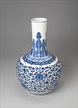 Bulbous Vase with Stylized Vines, Qing dynasty (1644-1911), Yongzheng period (1723-35).