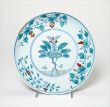 Dish with Grape, Cherry, and Pomegrenate Stems, Qing dynasty (1644-1911), c. 18th century.