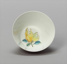 Cup with Buddha’s-Hand Citron, Qing dynasty (1644-1911), Kangxi reign mark and period (1662-1722).