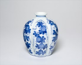 Lobed Jar with Melons, Qing dynasty (1644-1911), Yongzheng reign mark and period  (1723-1735).