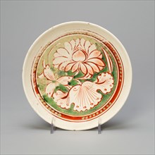 Shallow Bowl with Lotus Flower and Leaves, Jin dynasty, (1115-1234), 13th century.