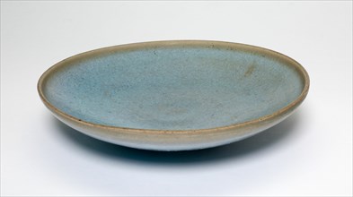 Dish, Jin dynasty (1115-1234), 13th century.