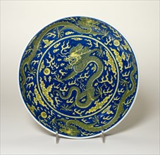 Dish with Dragons amid Clouds, Chasing Flaming Pearls, Qing dynasty (1644-1911), Jiaqing reign mark and period (1796-1820).