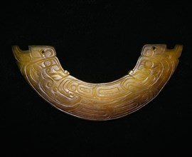 Arc-shaped pendant (huang), Western Zhou period, 10th/9th century B.C.