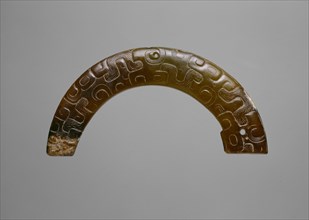 Arc-shaped Pendant, Eastern Zhou dynasty, (c. 770-256 B.C.), c. 5th century B.C.