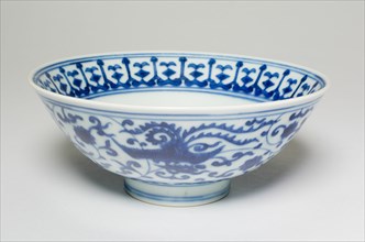 One of a Pair of Blue and White 'Phoenix' Bowls, Ming dynasty (1368-1644), Wanli reign mark and period (1572-1620).