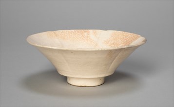 Lobed Cup, Tang dynasty (618-907) or Song dynasty (960-1279), c. 10th century.