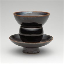Cup and Cupstand, Northern Song dynasty (960-1127), 11th century.