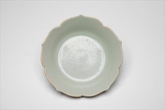 Pair of Foliate-Rimmed Dish, Five Dynasties period (907-960) or Northern Song dynasty (960-1127), 10th century.