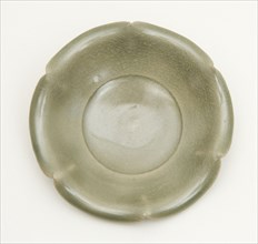 Dish with Inverted Petal-Lobed Rim, Northern Song dynasty (960-1127).