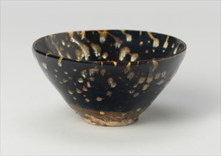 Teabowl, Jin dynasty (1115-1234), 12th century.