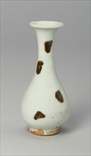 Small Bottle Vase, Yuan dynasty (1271-1368), first half of the 14th century.