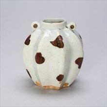 Lobed Jar in Form of Balambing (Philippine Island Star Fruit), Yuan dynasty (1279-1368), first half of 14th century.