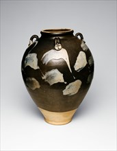 Ovoid Jar, Tang dynasty (618-907), 8th/9th century.