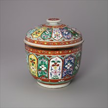 Bencharong (Five-Colored) Ware Covered Jar, 18th/19th century.