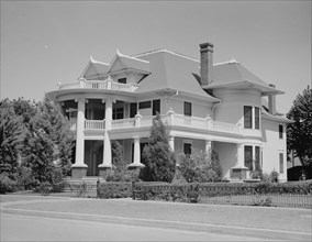 The house that cotton builtEnnis, Texas, 1937. Creator: Dorothea Lange.