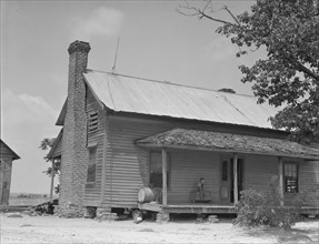 Home of sharecropper family near Chesnee, South Carolina, 1937. Creator: Dorothea Lange.