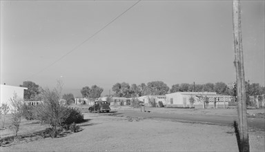 Farmworkers' homes, Glendale, Arizona, 1936. Creator: Dorothea Lange.