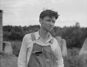 Man who worked in Fullerton, Louisiana lumber mill for fifteen years, 1937. Creator: Dorothea Lange.