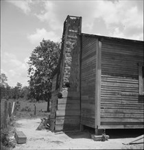 Home of family left stranded when the mill "cut out" Near Kiln, Mississippi, 1937. Creator: Dorothea Lange.