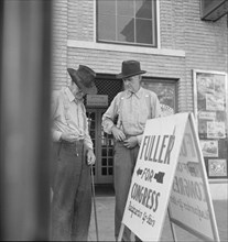 On the town square, Fayetteville, Arkansas , 1938. Creator: Dorothea Lange.