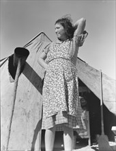 Grower's camp for migrant labor on the edge of the pea fields, near Calipatria, CA, 1939. Creator: Dorothea Lange.