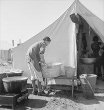 Pea picker camp, Calipatria, Imperial Valley, California, 1939. Creator: Dorothea Lange.