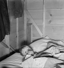 Sick child, Merrill, Klamath County, Oregon, 1939. Creator: Dorothea Lange.