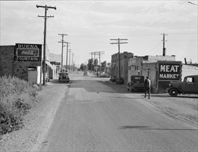 Buena, Yakima County, Washington, 1939. Creator: Dorothea Lange.
