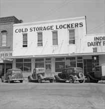 Cold storage lockers where farmers store meat and vegetables..., Independence, Oregon, 1939. Creator: Dorothea Lange.