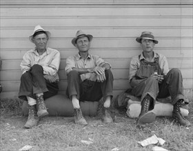 Bindle stiffs in town three weeks before opening of Klamath..., Tule Lake, Siskiyou County, CA, 1939 Creator: Dorothea Lange.