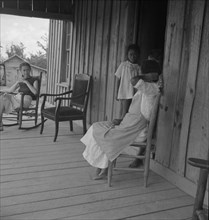 Wife of tenant farmer with two of her six children..., Chatham County, N Carolina, 1939. Creator: Dorothea Lange.