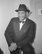 Washington, D.C. Russian war anniversary benefit at the Watergate. Paul Robeson backstage.