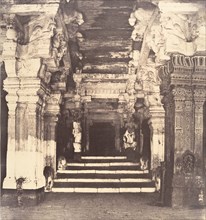 Entrance to the Thousand Pillared Mundapam in the Great Pagoda, January-March 1858.