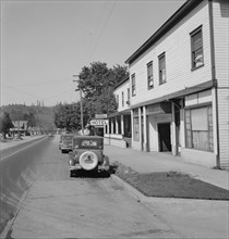 Western Washington, Thurston county, Tenino. Leaving town on U.S. 99.