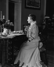 Roosevelt, Mrs. Theodore (Edith Kermit Carow), between 1890 and 1910.